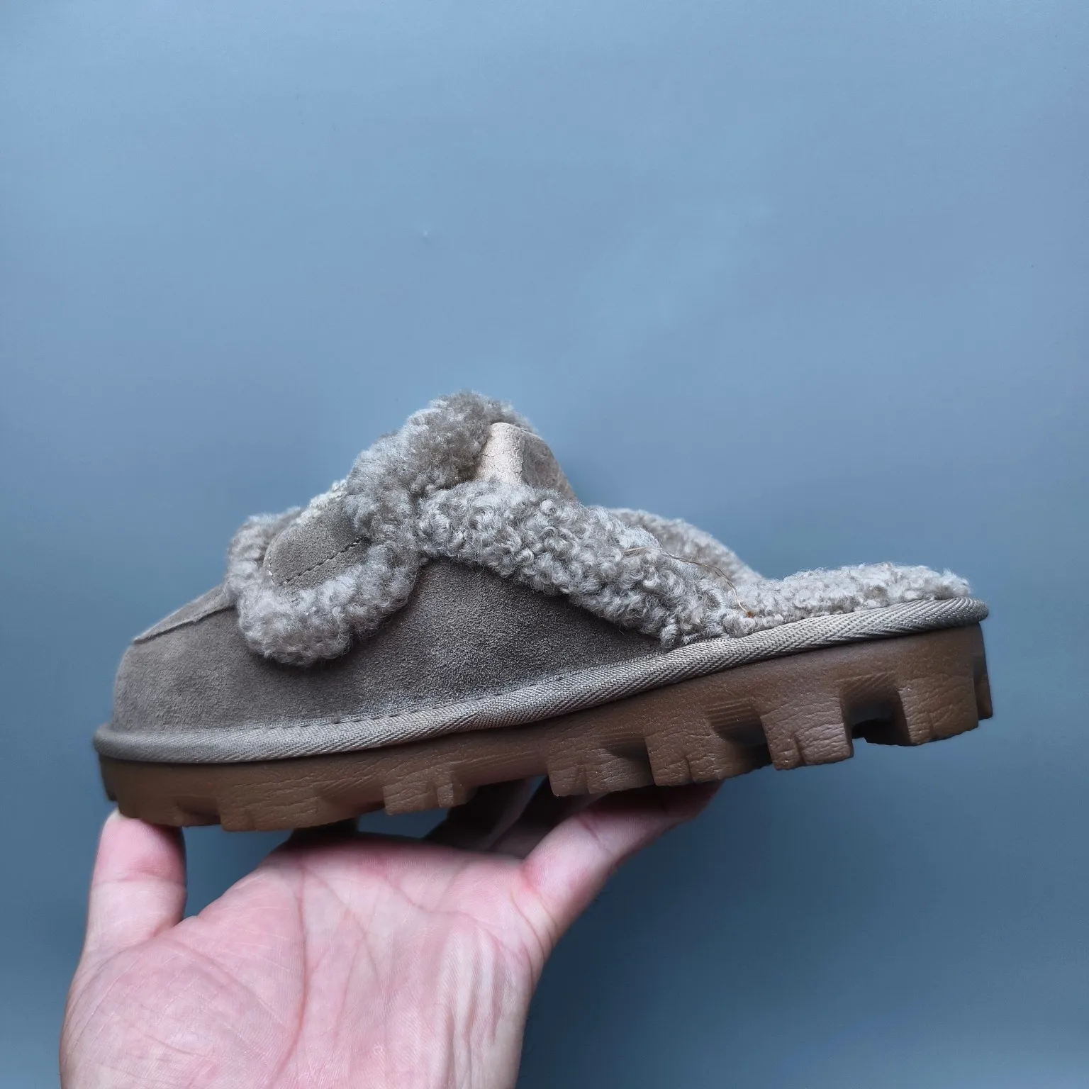💰440 UGG sheepskin all-in-one snow boots 1206 curly large LOGO casual fur mop Color: maroon sand antelope brown Size: 35-40